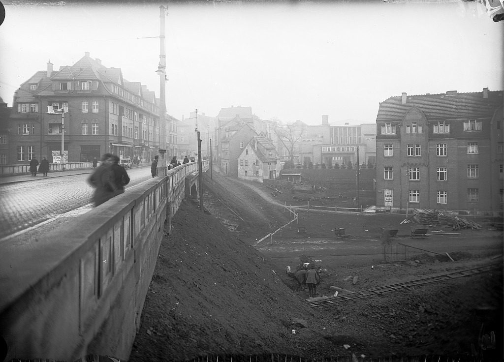 Am Viadukt, Blick in Richtung Weimarhalle, Vorbereitungen zur Auffüllung des Asbachtals